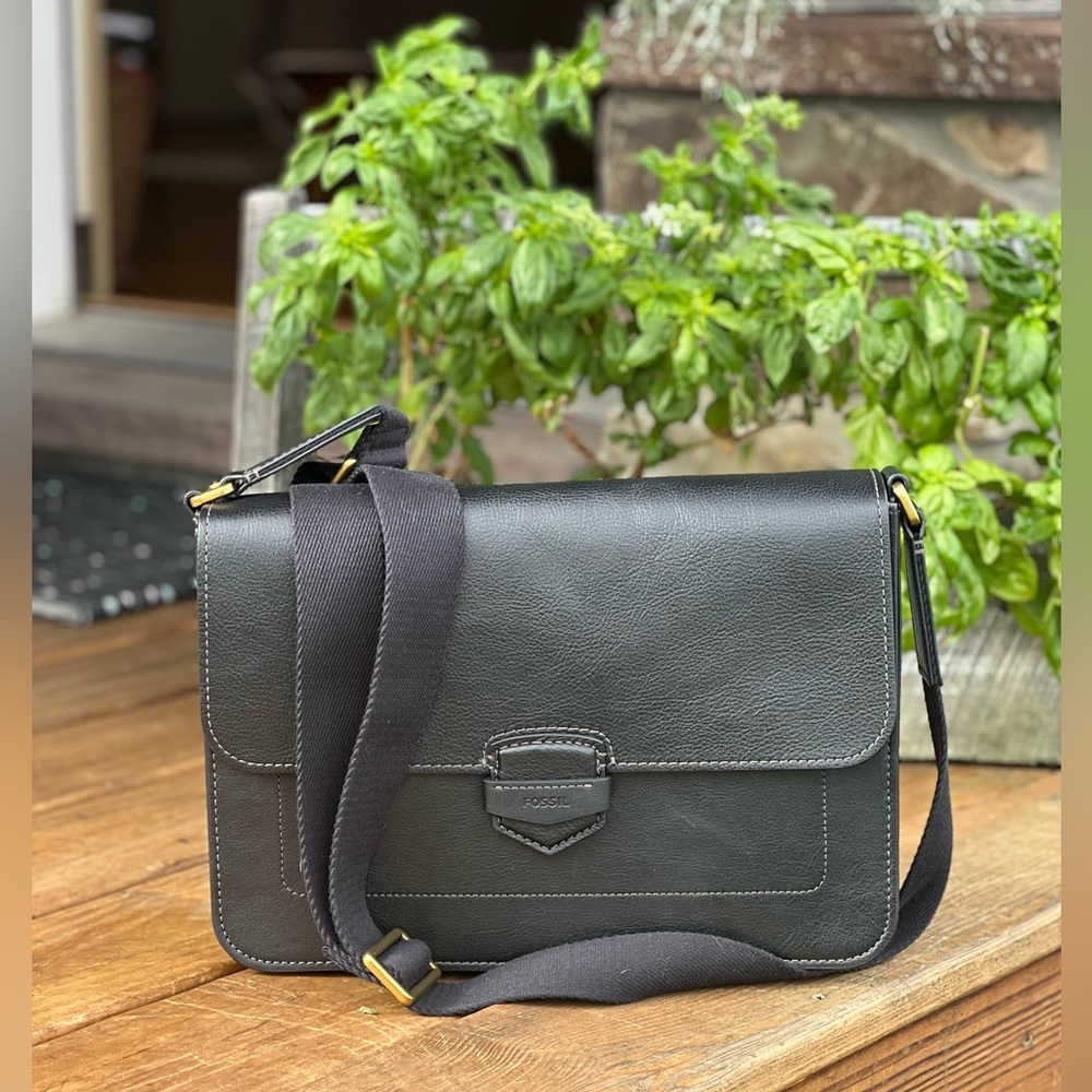 Fossil Lennox Black Leather Messenger Laptop Bag NWT